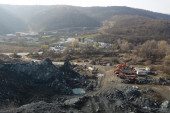 Tragedija koja je podigla Srbiju: Tužilaštvo obavlja uviđaj na mestu eksplozije u Leštanima (FOTO)