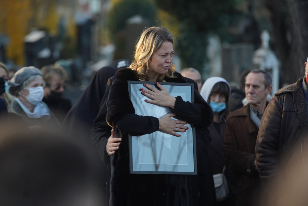 "Plakala je, nije verovala da ima rak" Ćerka Merime Njegomir o njenim poslednjim danima: I pred samu smrt je brinula za nas