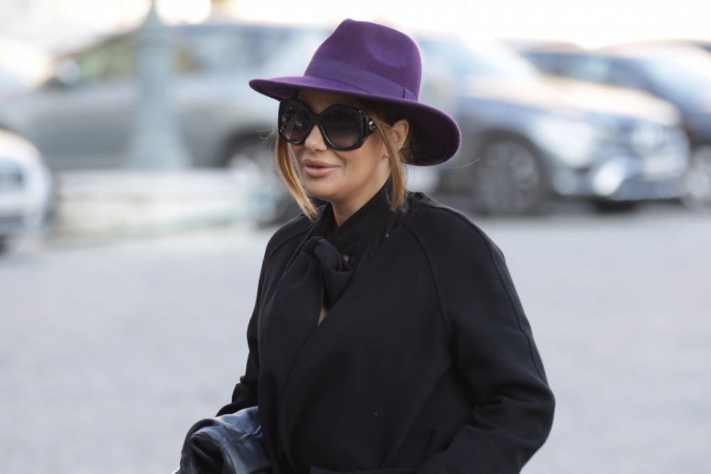 Ana Nikolić podnosi tužbu protiv Karleuše: Goniću je do Strazbura, sram je bilo!