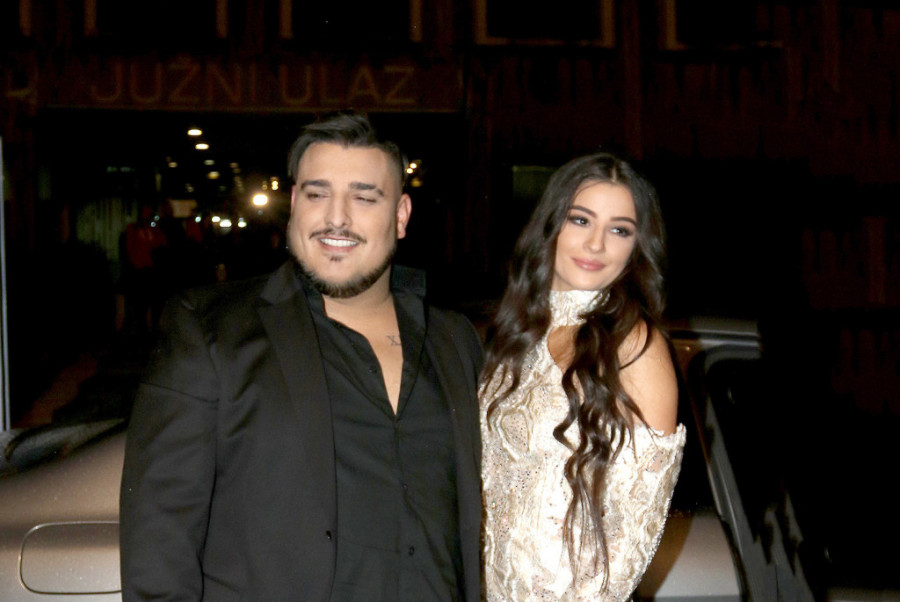 Darko Lazić sa bivšom verenicom slavio sinu rođendan: Ostavili svađu po strani, napravili žurku za pamćenje! (FOTO)