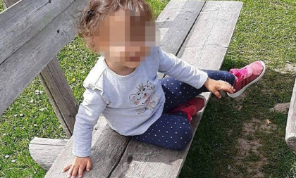 Danas stiže presuda u slučaju smrti devojčice iz Kaknja: Džena umrla zbog komplikacija tokom operacije