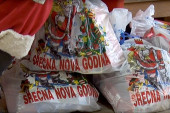 Lepa vest za Palilulce: Gradska opština i ove godine deli novogodišnje paketiće mališanima