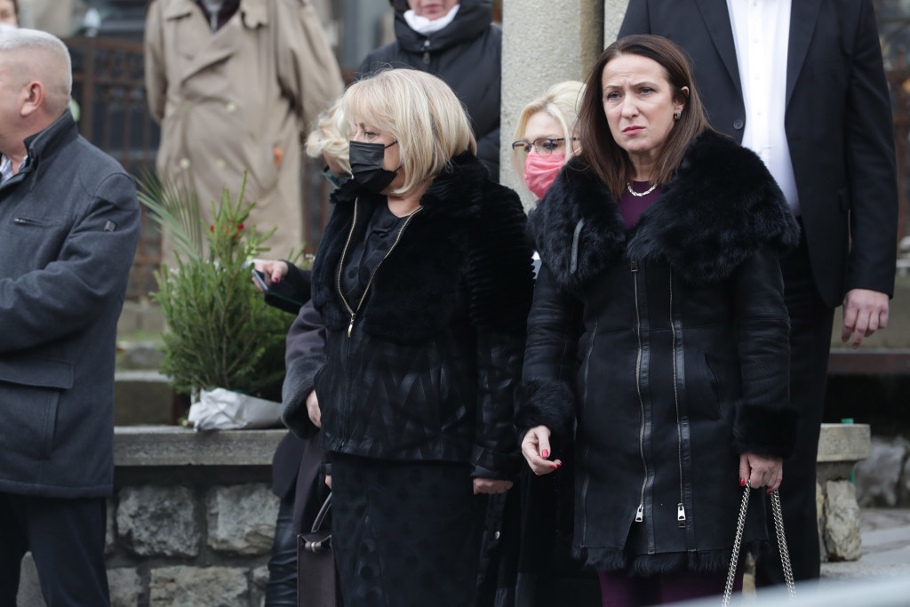 Dr Đukić Dejanović otkriva: Sve više Srba ima F-dijagnozu, ovo su simptomi na koje morate da obratite pažnju