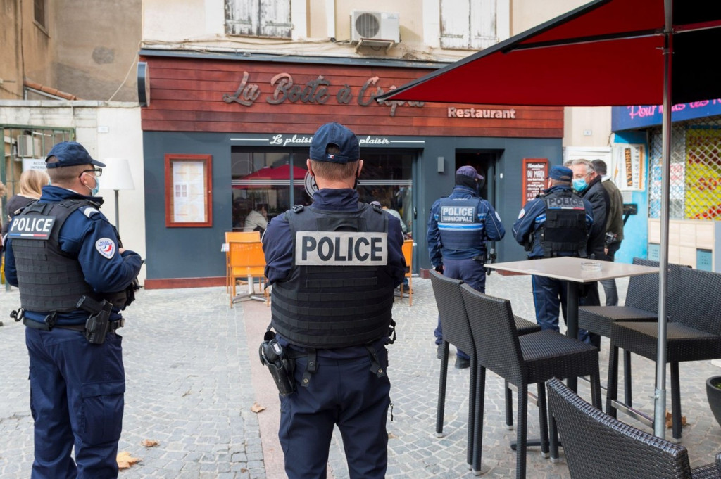 Srbin ubijen u Francuskoj: Upao sa ortacima na farmu, pa ga farmer upucao!