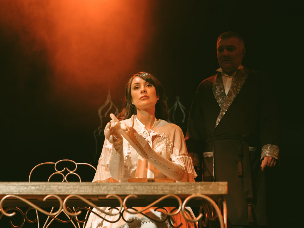 Ispovest Dragane Mićalović o detinjstvu, prvoj ulozi i borbi: Nisam htela da budem "ona što je došla preko sestre"