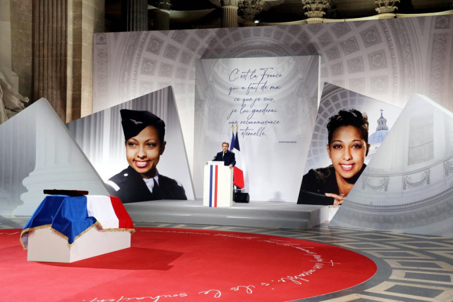 Kovčeg sa šakom zemlje: Veličanstvena ceremonija u čast Žozefini Beker u Parizu (FOTO)