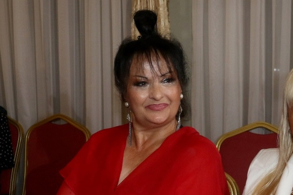 Zatvorenici joj napravili vikendicu! Pevačica priznala zašto retko odlazi u rodni kraj