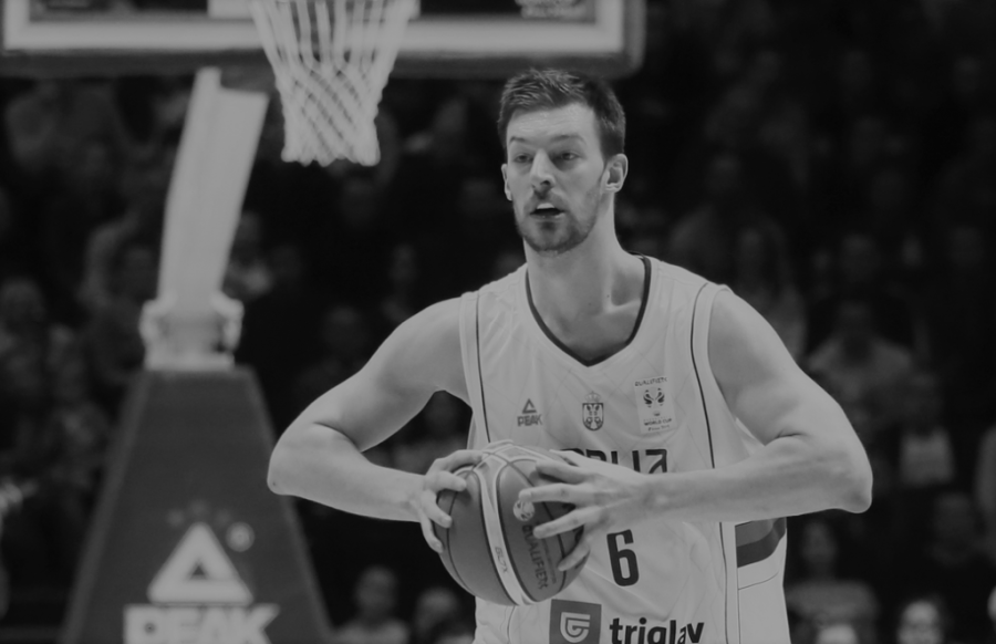 Nedelja usred srede: Novi protesti lažnih ekologa, Merkelova se povukla sa funkcije, tragična smrt Stevana Jelovca