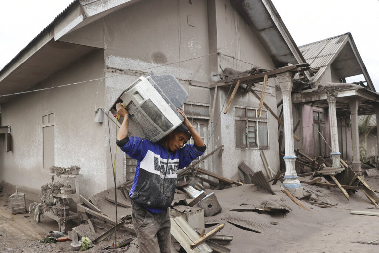 Serija zemljotresa uzdrmala Indoneziju i Filipine!