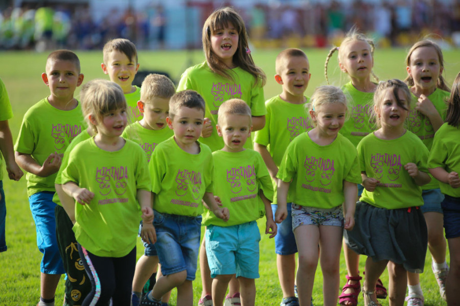 24SEDAM KIKINDA Veličanstvena završna priredba predškolaca u Kikindi