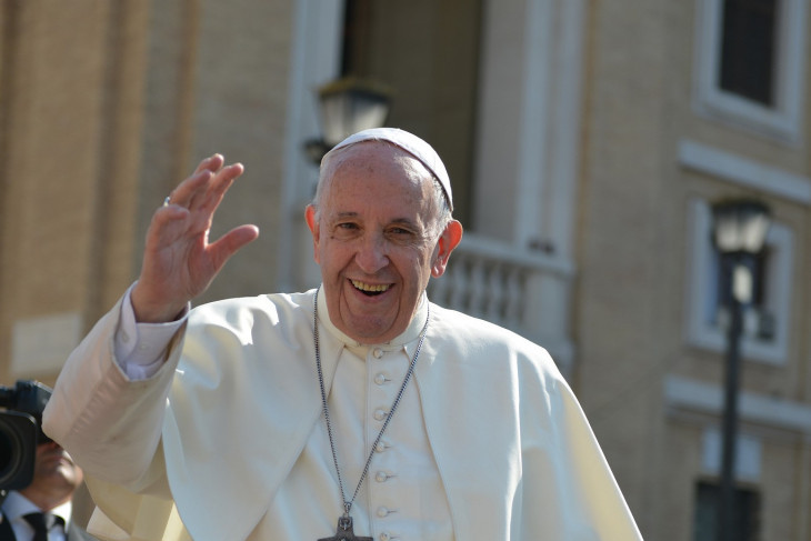 Obeležen Svetski dan siromašnih u Vatikanu: Papa Franja priredio ručak za 1.300 ljudi bez krova nad glavom