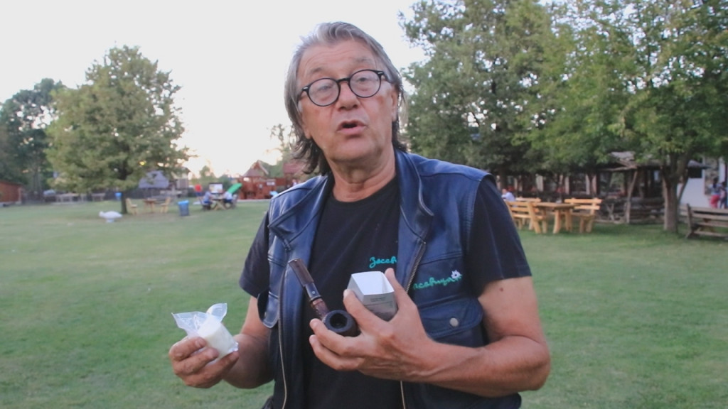 Litar magarećeg mleka košta čak 50 evra, a lista čekanja za njega je predugačka: Ove životinje su među najisplativijim za uzgoj (FOTO)