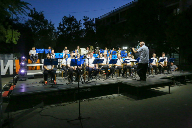 24SEDAM KIKINDA Sugrađani će pamtiti prvi nastup "Omladinskog duvačkog orkestra Srbije"