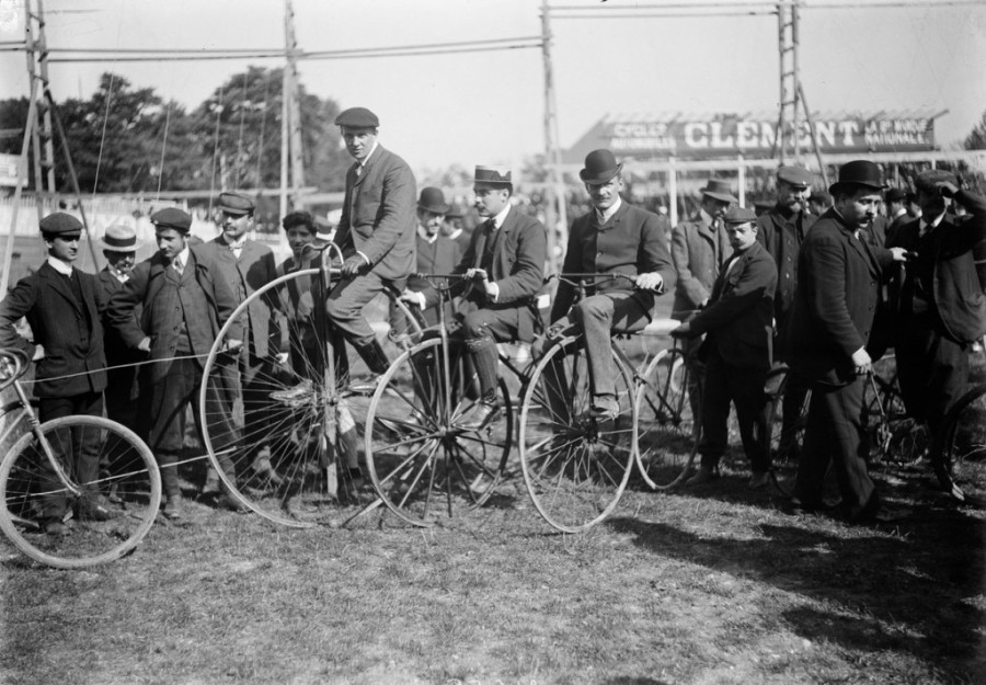 Zašto su se muškarci nekada plašili žena na biciklima?