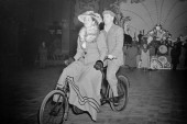 Zašto su se muškarci nekada plašili žena na biciklima?