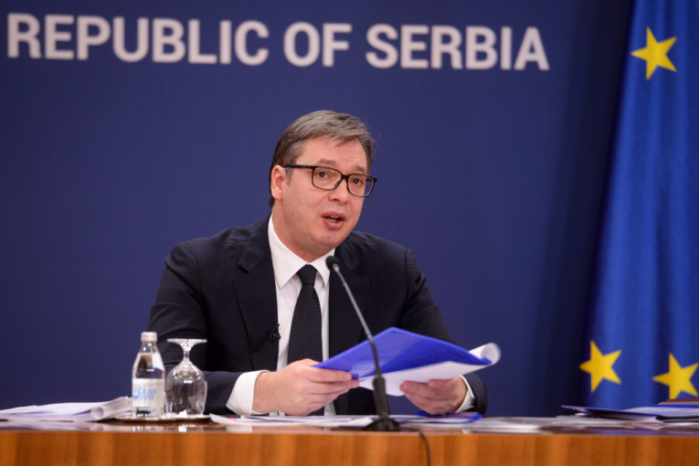 Predsednik Vučić: Na osnovu člana 113. stava prvog Ustava potpisao sam  vraćanju Narodnoj skupštini Zakonu o eksproprijaciji