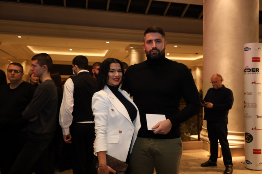 Nikola Rađen prvi put o skandalu sa devojkom: Žao mi je zbog svega, sami smo krivi za sve!