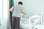 Tate na porodiljskom odsustvu: Samo mali procenat očeva koristi ovu mogućnost u Srbiji!