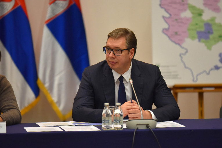 Predsednik Vučić objavio snimak: Nastavićemo još jače da radimo za našu Srbiju, za našu decu (VIDEO)