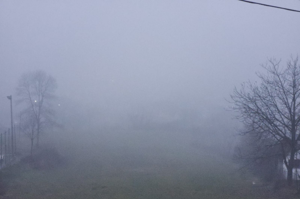 Magla pokorila Zapadnu Srbiju: Vidljivost se smanjila na samo 50 metara (FOTO)