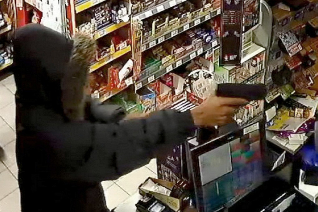 Upucani vlasnik pekare u Ratkovu u teškom stanju! Žena heroj sprečila tragediju