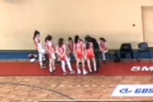 Skandal u srpskoj košarci! Trener urla i udara devojčicu, to su šamari našem sportu, a ne samo detetu (VIDEO)