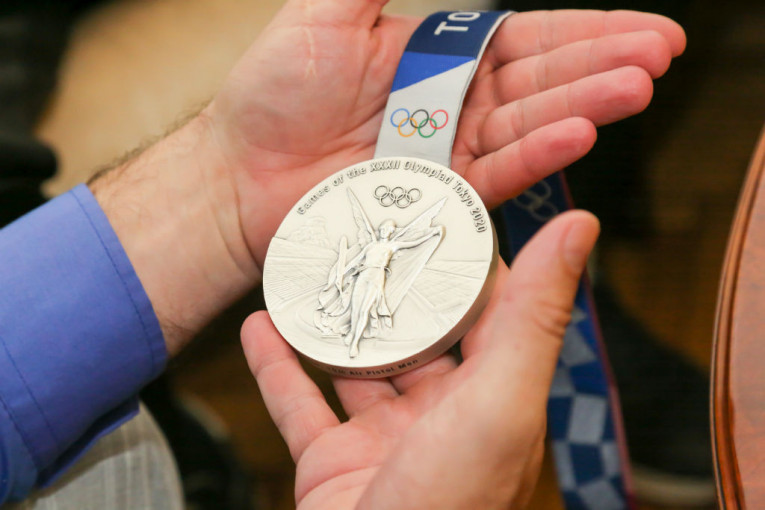 24SEDAM KIKINDA Gradonačelnik ugostio olimpijce iz Tokija - Dajanu Butuliju i Damira Mikeca