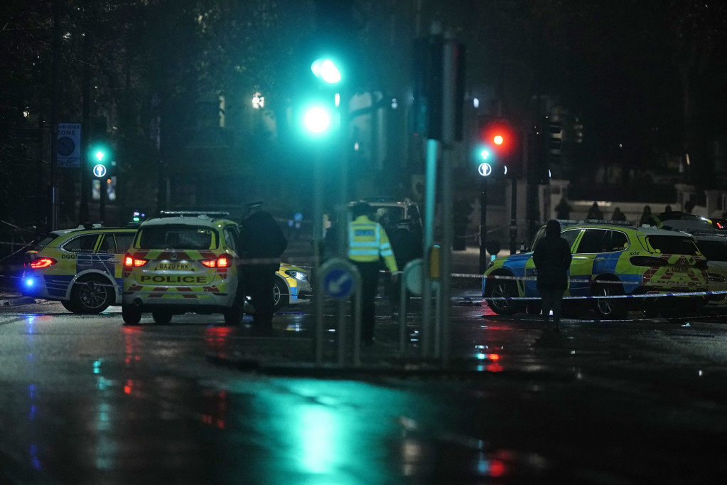 Londonska policija ubila naoružanog muškarca: Iz vozila pucao na policajce (VIDEO)