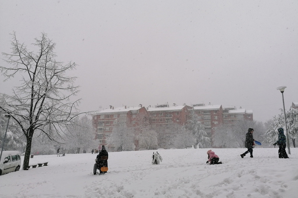 Spremite hranu i lekove! "Batut" upozorava: U jednom delu Srbije upaljen žuti nivo opasnosti!