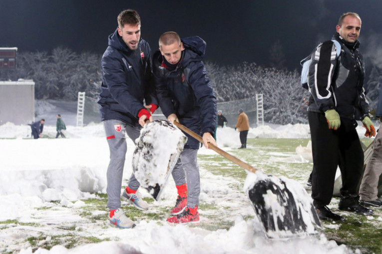 Sneg paralisao Srbiju, pored Partizana, još jedan meč odložen u Superligi!