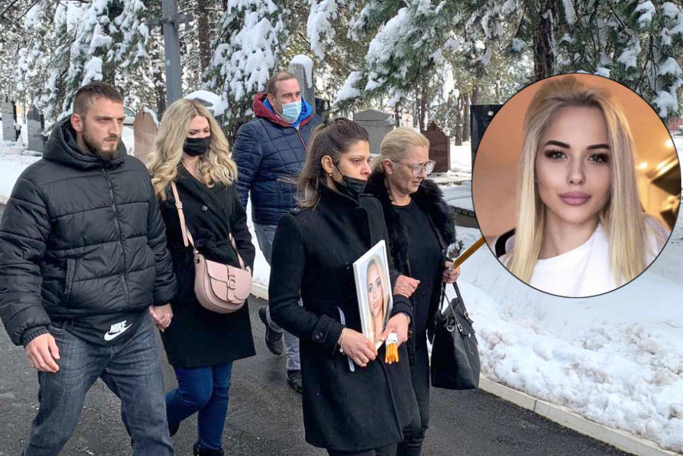 Potresna fotografija sa groba Kike Đukić: Sestra se oprostila od gejmerke (FOTO)