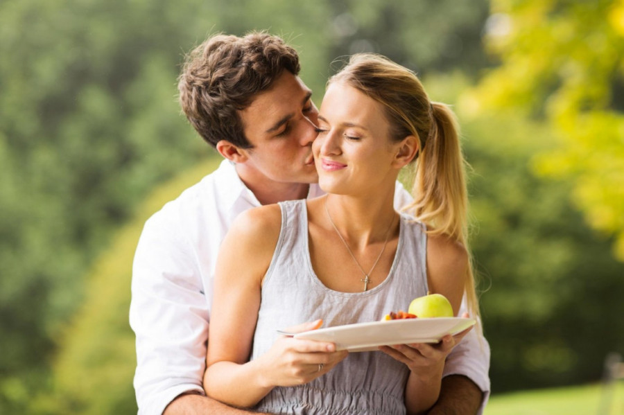 Usamljenosti dolazi kraj kada Mesec uđe u Bika: Za tri horoskopska znaka sada je vreme povezanosti i topline