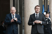 Francuska besna na Nemačku zbog sebičnosti: Energetska kriza narušila odnose između Šolca i Makrona