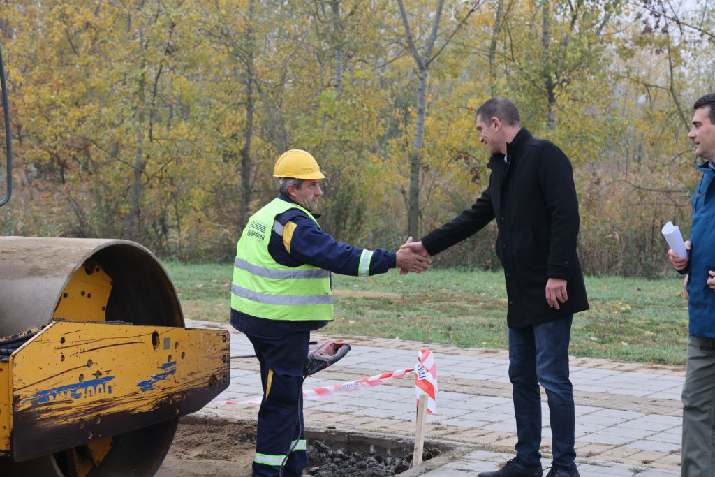 24SEDAM KIKINDA Počelo uređenje Starog jezera - biće zelenije, a kvalitet vode bolji