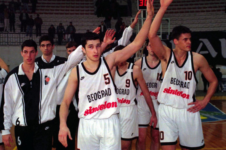 Majka Harisa Brkića i dalje čeka odgovor na pitanje Zašto?I onda mi kažu da je živ... Ali... Tako...