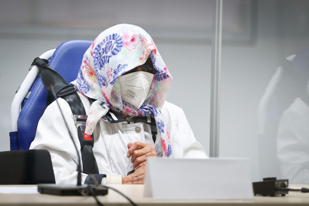 "Sekretarica zla" će izbeći zatvor? Učestvovala u zločinima u jednom od najgorih nacističkih logora (VIDEO)