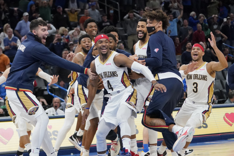 Kecman na NBA način: Najluđa završnica u ligi, Oklahoma čekala produžetak, Pelikansi ubacili nemoguću trojku! (VIDEO)