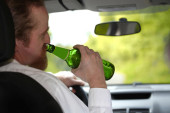 "Mrtav pijan" seo za volan: Nišlija vozio sa 3,52 promila i sa zabranom upravljanja vozila