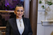 Oparila se kod kume: Andreana Čekić zapevala na proslavi rođenja male Katje, pao i bogat bakšiš (FOTO/VIDEO)