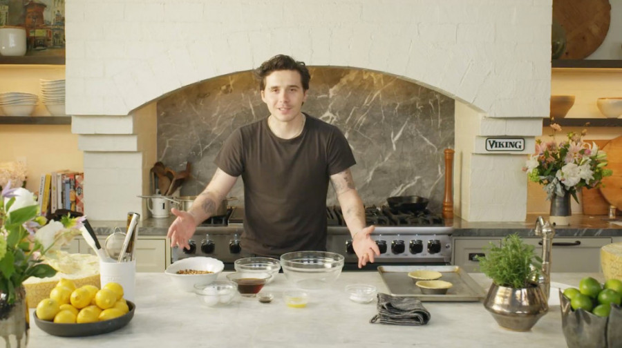 Sin Dejvida Bekama ode u kuvare! Bruklin se pohvalio svojim kulinarskim umećem