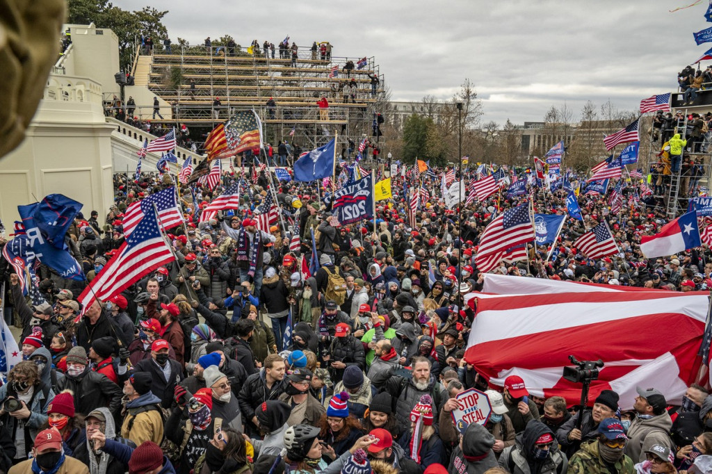 Upad na Kapitol - dan koji je šokirao Ameriku: Šta znamo godinu dana kasnije i kolika je bila Trampova uloga (VIDEO)