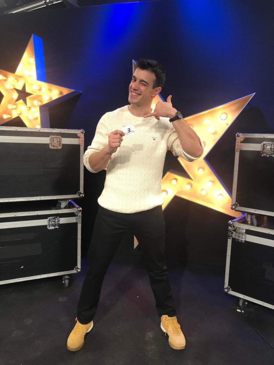 Od svetskih kruzera do takmičenja „Slovenija ima talenat“: Šarmantni Leskovčanin u pohodu na regionalnu muzičku scenu (VIDEO)