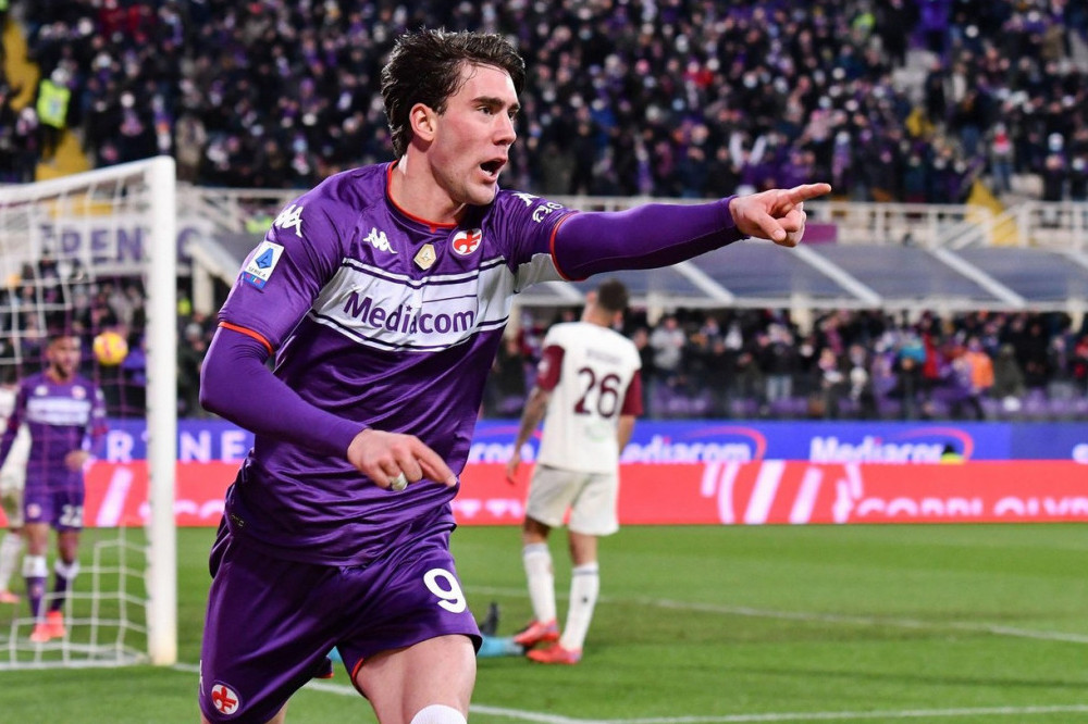 Vlahović sanja Španiju, ali Bavarci su odlučniji: Ipak i Fiorentina odlučuje o budućnosti srpskog špica