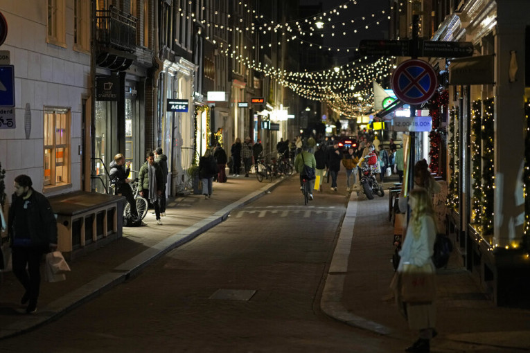 "Ovde je užasno, rade samo prodavnice za osnovne namirnice i kofi šopovi": Ispovest Srpkinje iz Amsterdama (VIDEO)