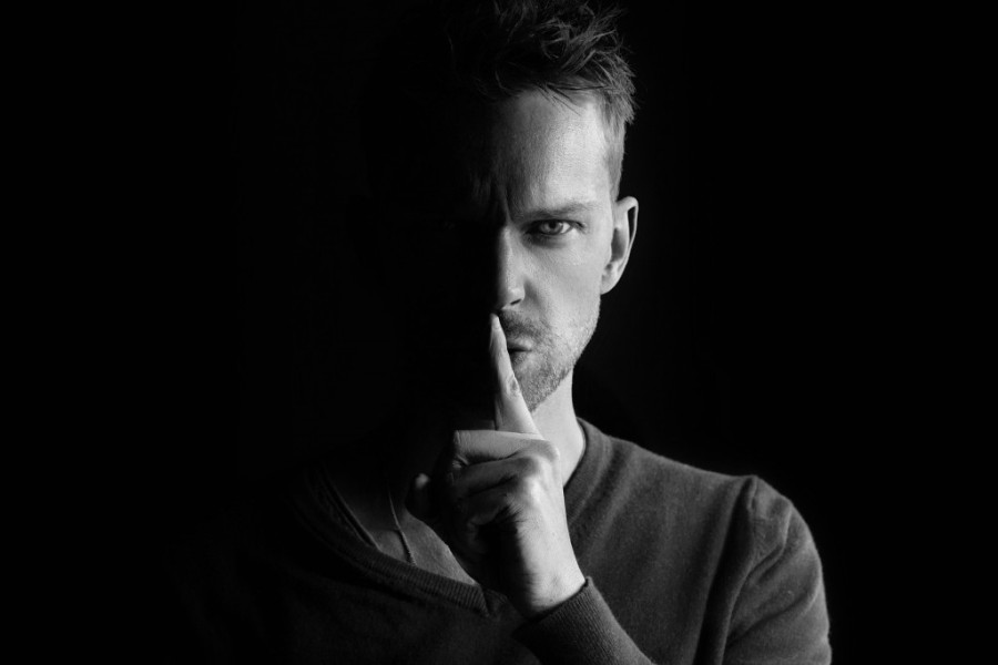 Ne padajte pod njegov uticaj: Tri stvari koje treba da uradite u odnosu sa narcisom