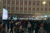 Završen protest u Tirani: Albanski ekstremisti palili srpske zastave, oglasio se i Edi Rama (VIDEO)