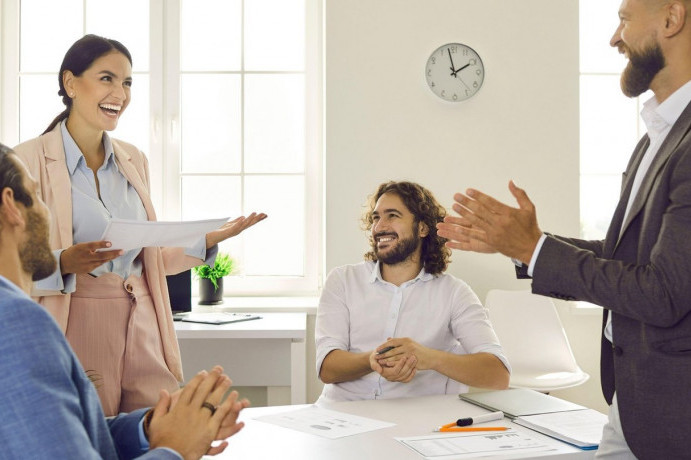 Kraj usamljenosti: Zahvaljujući Mesecu u Blizancima tri znaka Zodijaka ulaze u novu eru ljubavi i prijateljstva