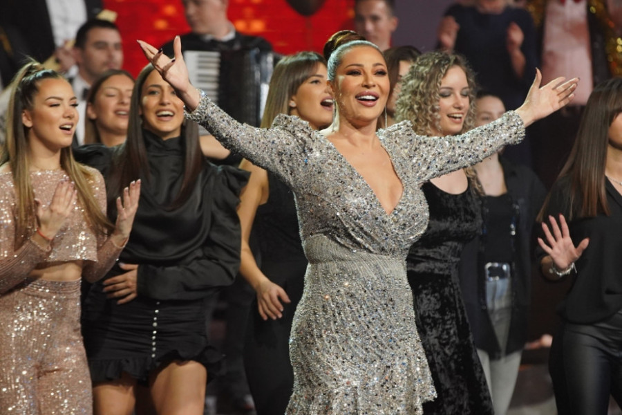 Ceca podržala gej parove, a evo šta kuma Viki kaže: Ako se dvoje ljudi voli, papir je nebitan