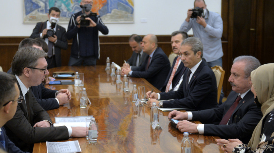 Susret predsednika Srbije sa ambasadorima: Vučić dobio važan poziv