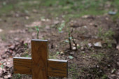 Sramota u Slovačkoj! Sravnjeno sa zemljom groblje ruskih vojnika